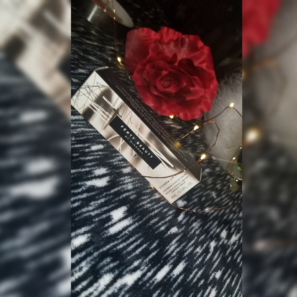 Fenty Beauty Stunna Lip Paint in unveil